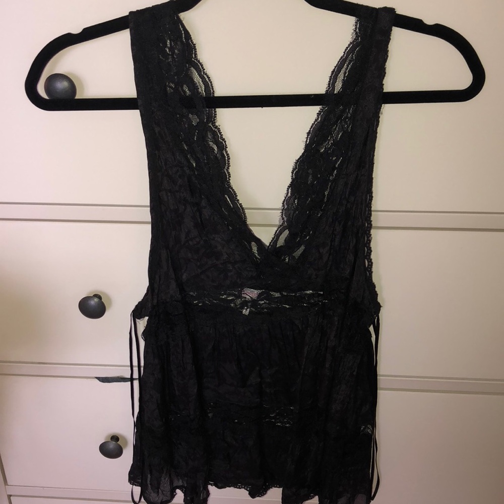 Black lace tank